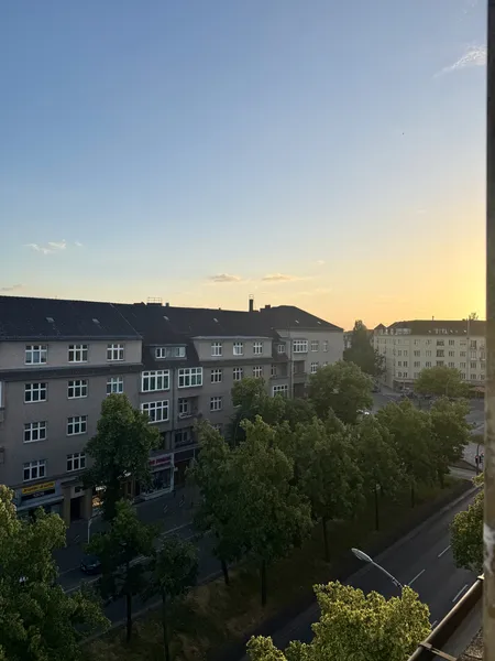 Nachmieter gesucht für lichtdurchflutet Altbauwohnung ab 01.08. gesucht — photo 1